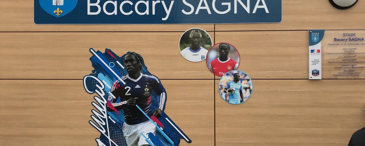 Signalétique stade Bacary Sagna à Sens 89